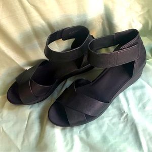 naturalizer blk riviera sandal 9.5